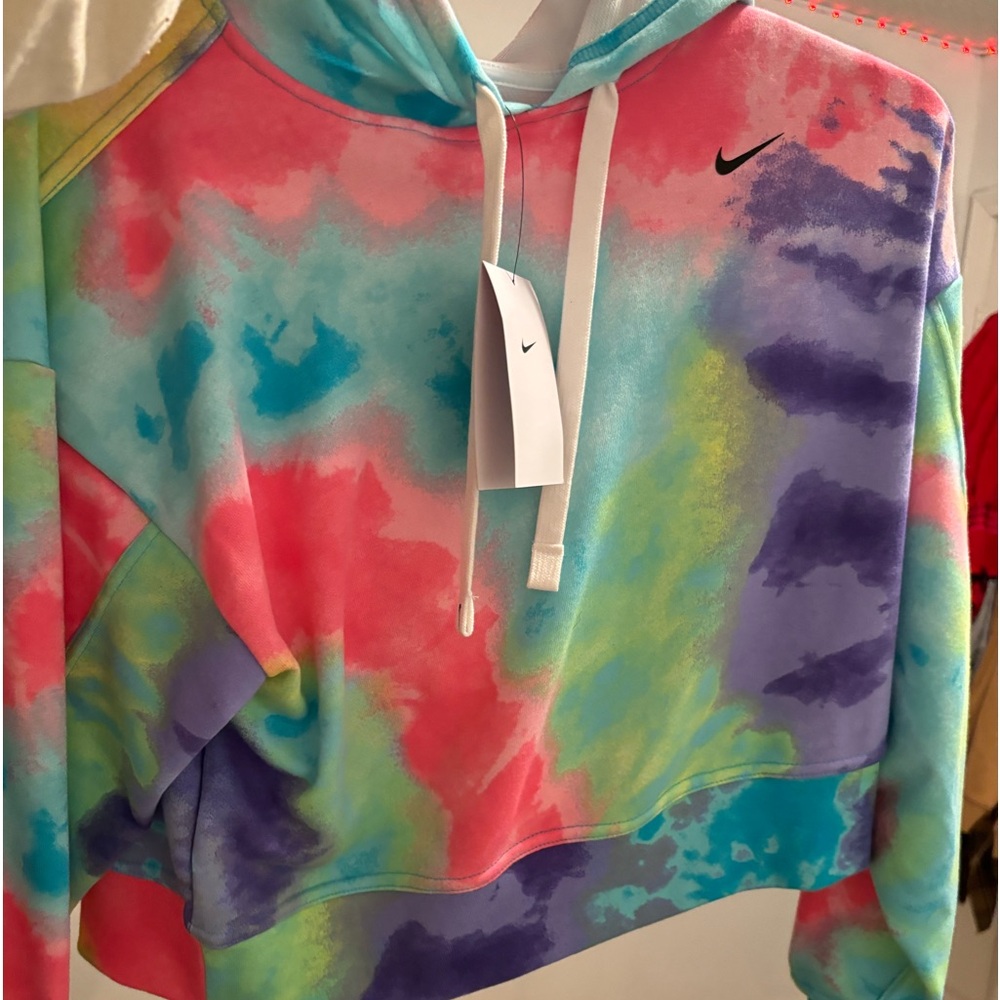 Nike cropped hoodie